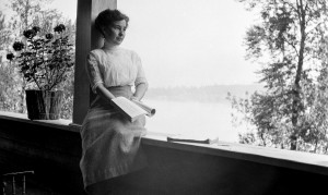 1918 ca Iva Thomsen at Lakewood, Seattle