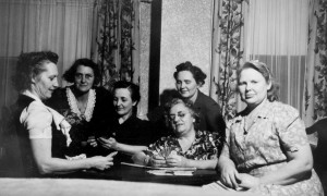 1937 Hildur Peterson, Evadne Anderson, Iva Thomsen, Belle Anderson, Mrs. Rood, Leone Hansen